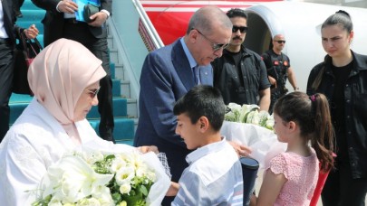 Cumhurbaşkanı Erdoğan ve eşi Emine Erdoğan İzmir'de