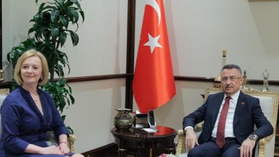Cumhurbaşkanı Yardımcısı Oktay,  İngiltere Dışişleri Bakanı Truss'ı kabul etti