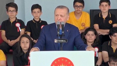 Cumhurbaşkanı Erdoğan,  2021-2022 Eğitim Öğretim Yılı Karne Dağıtım Töreni'ne katıldı: Flaş açıklamalar