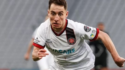 Fenerbahçe,  Emre Mor'u sabaha karşı açıkladı