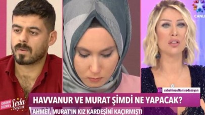 Genç adam canlı yayında karısını dövdü: Seda Sayan kılını bile kıpırdatmadan izledi!