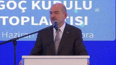 İçişleri Bakanı Soylu: Taksicilere yabancı yolcuların il dışı seyahat izin belgelerini kontrol yükümlülüğü getiriyoruz
