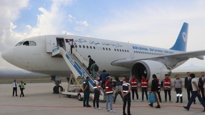 Afganistanlı göçmenler ülkelerine gönderildi