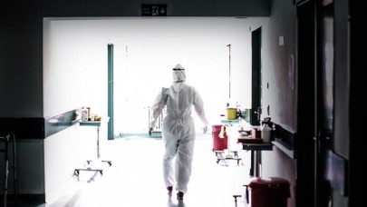 İstanbul'daki hastanelerde Kovid-19'un izleri siliniyor