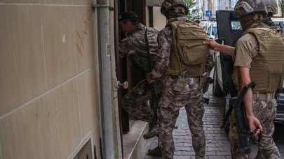 İstanbul'da uyuşturucu tacirlerine şafak operasyonu!