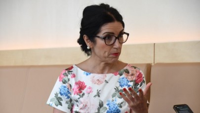 İsveçlileri de çıldırttı: Terör örgütü YPG/PKK destekçisi milletvekilinden İsveç hükümetine yeni şantaj