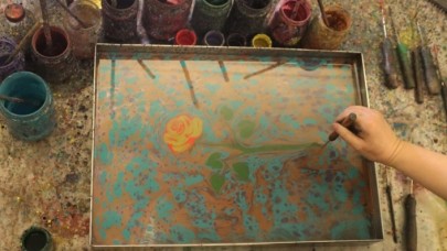 Kültür Festivali'nde çocuklara ebru sanatı eğitimi verildi