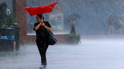 Meteoroloji'den flaş uyarı: Tüm bölgelerde yağmur,  9 ilde sel ve su baskını tehlikesi var
