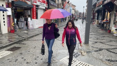 Meteoroloji 'Şiddetli yağış' beklendiğini açıkladı: İllerin adını tek tek sayarak uyardı