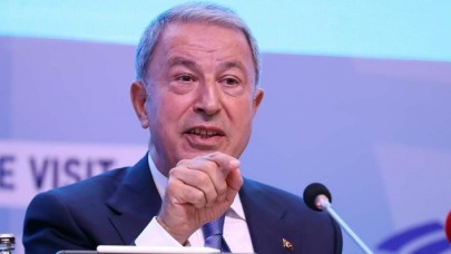 Milli Savunma Bakanı Akar'dan Yunan parlamenterlere sert tepki