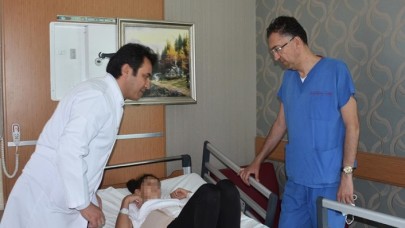 Öğretmeninin dikkati sayesinde tümörden kurtuldu