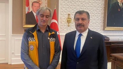 Sağlık Bakanı Koca,  eylemci ambulans şoförüyle görüştü