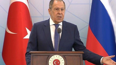 Salon bir anda buz kesti: Ukraynalı muhabirden Rusya Dışişleri Bakanı Lavrov'a olay soru!