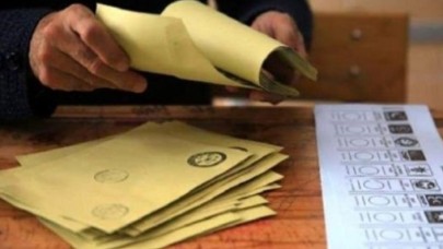 Son anketten flaş sonuçlar: Hangi parti önde,  en beğenilen lider kim?