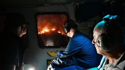 Soylu ve Kirişçi havadan inceledi! Marmaris hala cayır cayır yanıyor: Karayolu trafiğe kapatıldı