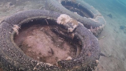 Van Gölü'nde kirlilik ! 9 ayda 265 bin metreküp çamur çıkartıldı