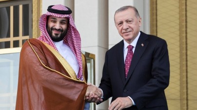 Suudi Arabistan'la yeni dönem: Seyahat kısıtlamasının ardından bir yasak daha son buldu