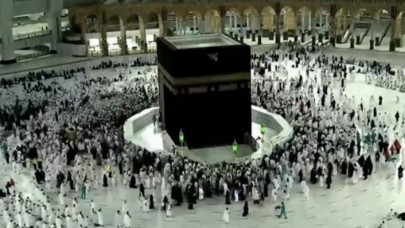 Suudi Arabistan'dan Kabe'de yeni uygulama: Hacı adayları şoke oldu
