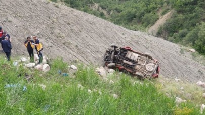 Tokat'ta korkunç kaza: Necati Erdem,  Serpil Erdem,  Nebile Erdem ve Yusuf Miraç Çetin öldü