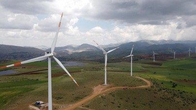 Yahyalı,  rüzgarlı ve güneşli gün sayısı fazlalığıyla yenilenebilir enerji yatırımlarını çekiyor