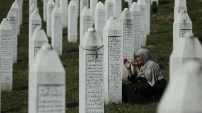 AK Parti Genel Başkanvekili Kurtulmuş,  Srebrenitsa'da soykırım kurbanlarını anma törenlerine katılacak
