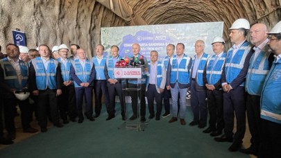 Bakan Karaismailoğlu: 100 yıllık kalkınma ihtiyacımızı 20 yıla sığdırmayı başardık