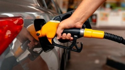 Araç sahipleri dikkat: Benzine indirim geliyor!