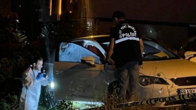 Arnavutköy'de otomobile silahlı saldırı: Mehmet Basetemur öldü,  eşi ve kızı yaralı