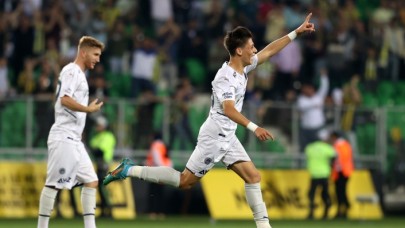 Bir Arda Güler yapımı: Oyuna girdi,  fişi çekti! Fenerbahçe Hull City'i devirdi