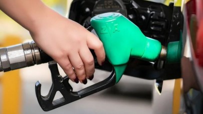 Bu gece yarısından itibaren benzine büyük indirim