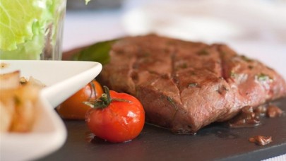 Kalp rahatsızlığı bulunanlara uyarı! Bayramı'nda 'tuzlu et tüketmeyin'