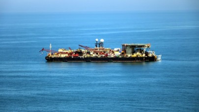 Karadeniz gazı için hummalı çalışma: "Castoro 10" gemisi 40 km boru döşedi