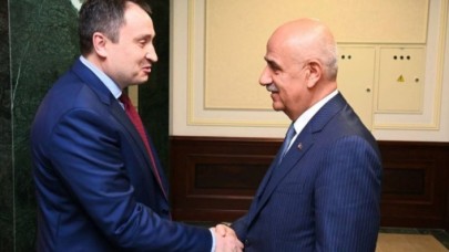 Kritik tahıl sevkiyatı teması! Vahit Kirişci,  Ukraynalı mevkidaşı Solskyi görüştü