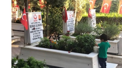 Kurban Bayramı boyunca Şehitliklerde gurur ve hüzün bir arada!