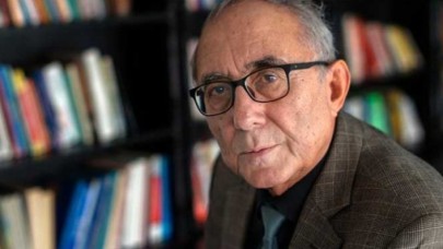 Kurban Bayramı ile ilgili sözleri tepki çeken Ataol Behramoğlu'nun üniversitedeki görevine son verildi