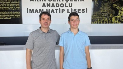 LGS sınavında tam puan alan Abdullah matematik profesörü olmak istiyor