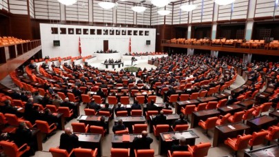 Meclis açılır açılmaz ilk iş dezenformasyon yasasını çıkarmak olmalı!