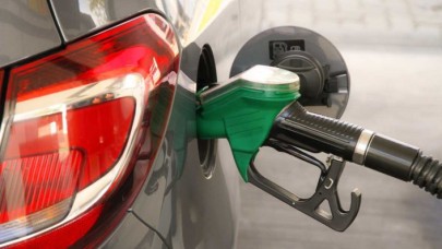 3 gün önce zam gelen motorine bu gece yine kallavi zam geliyor!