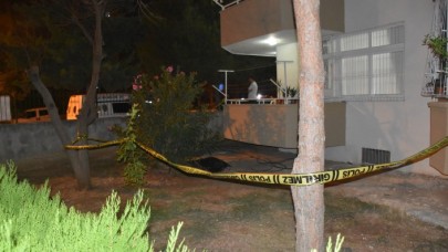 Adana'da balkondan düşen 16 yaşındaki Zeynep İbiş öldü