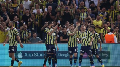 Avrupalı Fenerbahçe hava attı: Austria Wien'i dağıttı