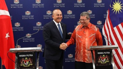 Bakan Çavuşoğlu: Türkiye ve Malezya bölgesel ve küresel sorunların çözümüne önemli katkılarda bulunabilir