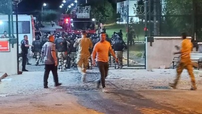 Böyle olacağı belli değil miydi? Ülkelerine gitmek istemeyen sığınmacılar,  yangın çıkardı