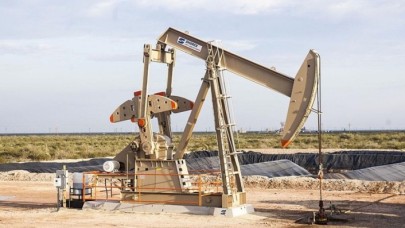 Brent petrolün varil fiyatı 98, 69 dolar