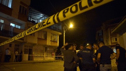 Bursa'da ev sahibi ile kavga edip. bir polisi de vuran kiracı intihar etti
