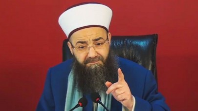 Cübbeli Ahmet,  canlı yayına çıkarılan isme tepki gösterdi: Din adına hüküm vermek bu adama mı kaldı?