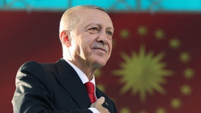 Cumhurbaşkanı Erdoğan: Ege'de tacizleri ve terbiyesizlikleriyle huzursuzluk çıkartanlar sadece maşa