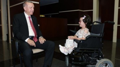 Cumhurbaşkanı Erdoğan'ın hayalini gerçekleştirdiği küçük Hira Cinali'nin diğer hayali de Beşiktaş