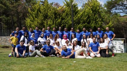 Nurer Sigorta çalışanları piknikte