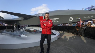 Selçuk Bayraktar,  Kızılelma'nın uçacağı tarihi açıkladı