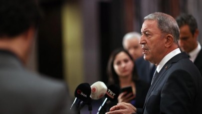 Bakan Akar'dan Yunanistan'a tepki: Bu kadar aleni ikiyüzlülük,  riyakarlık olmaz